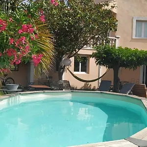  Séjour chez l'habitant Les Mondes